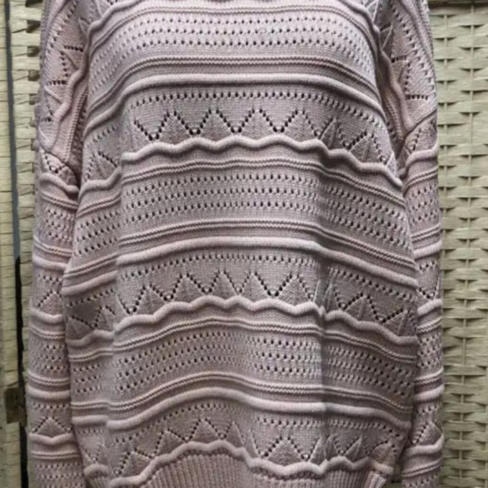 Women's Pink Knit Sweater